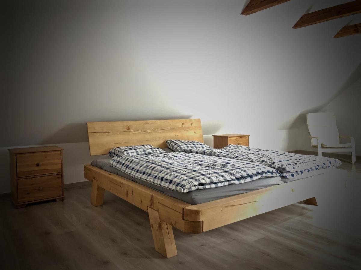 Mezonetovy Apartman S Terasou Na Samote V Lese Vlkava Extérieur photo